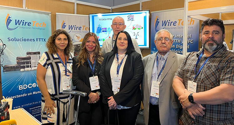 Wire Tech fortalece lazos con clientes