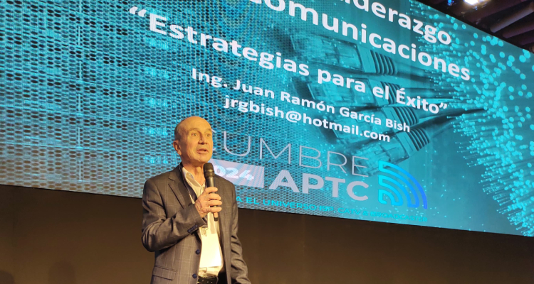 Juan García Bish: ‘Estamos en medio de una revolución digital’