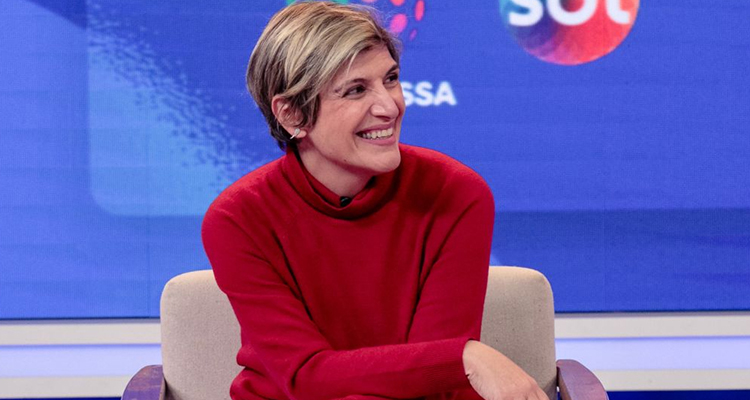 Carol Gazal de SBT: ‘O digital não é reflexo da TV. É um espaço próprio’