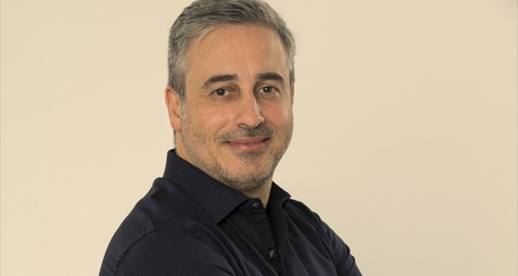 Dado Lancellotti de Record: Recordplus reforça o streaming oficial da emissora