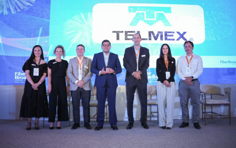 Fiber Connect LATAM México: premios a Telmex, C3NTRO y MEXDC