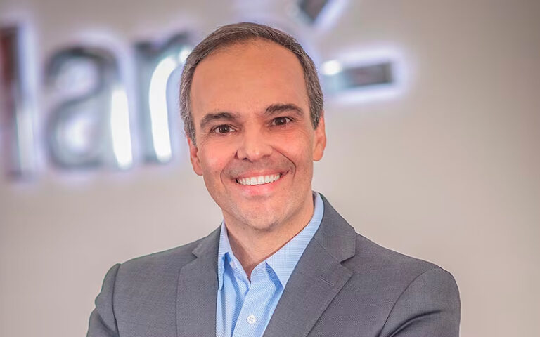 Claro consolida su red nacional con 5G en 59 ciudades y más de 140.000 km de fibra